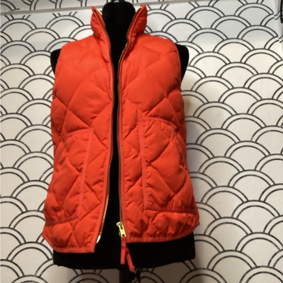 J. Crew Quilted Orange Vest – Size Small | Bold Color Meets Classic Utility - Picture 3 of 10